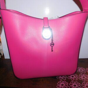 MICHAEL KORS BUCKET SHOULDER